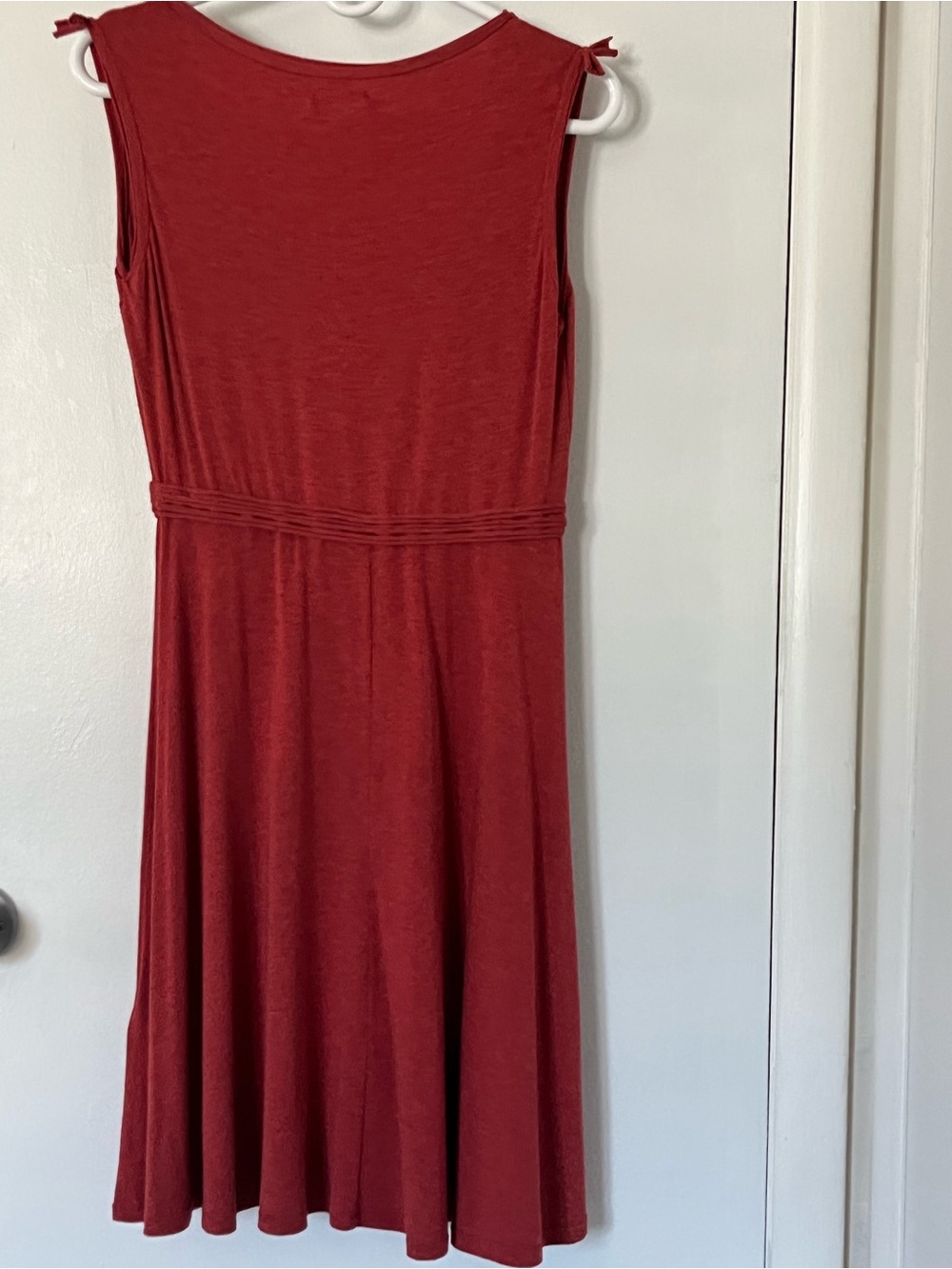 Max Studio Soft Crimson Red Sleeveless Fit-and-Flare Dress - Picture 5 of 15